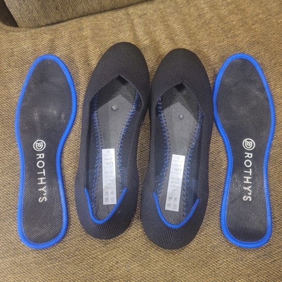 Rothy's Black Round Toe Flats size 7.5 - Picture 7 of 10